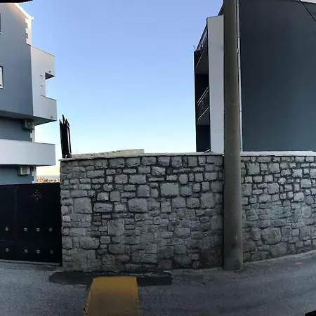 Apartment Apartments A & A