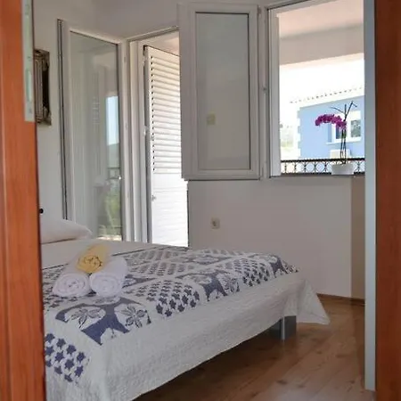 Apartments A & A