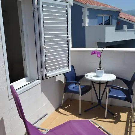 Apartment Apartments A & A